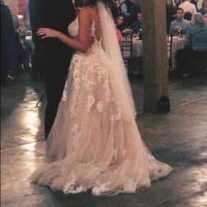 Essence of Australia wedding dress and veil